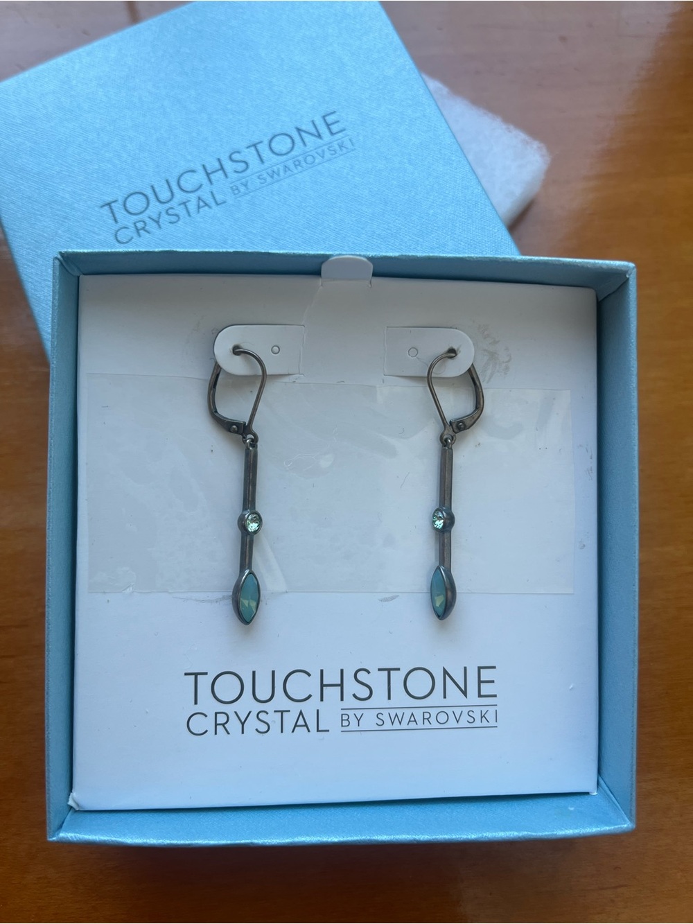 💚🤍Touchstone Crystal Pacifica Earrings!🤍💚
